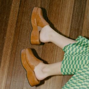 Lisa Says Gah Dakota Clog -brown- size 8 NEW